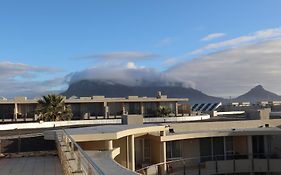 Lagoon Beach Hotel Apartments